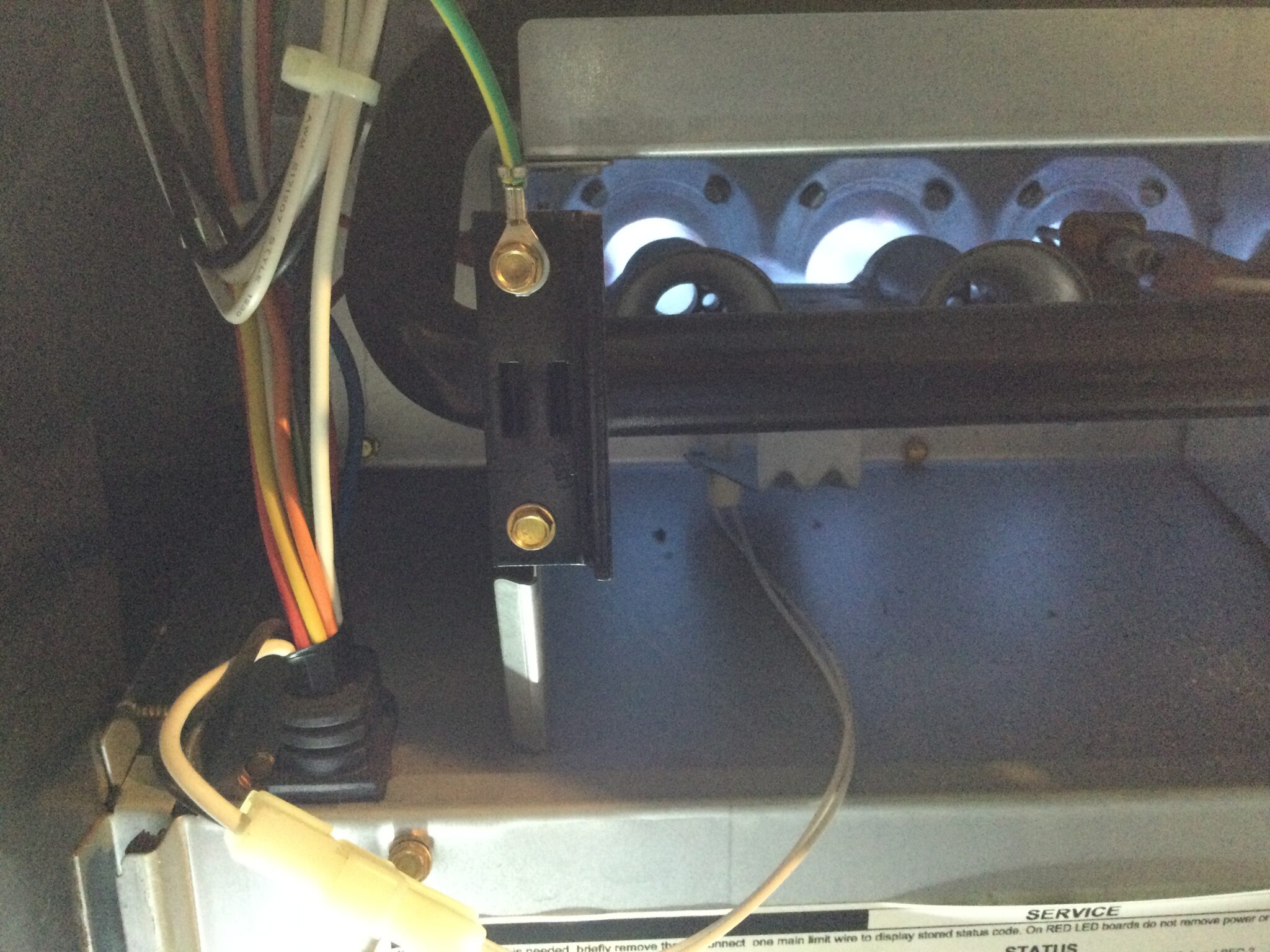 How to Fit a Vertical Plumbing Pipe - Icon Home Inspectors