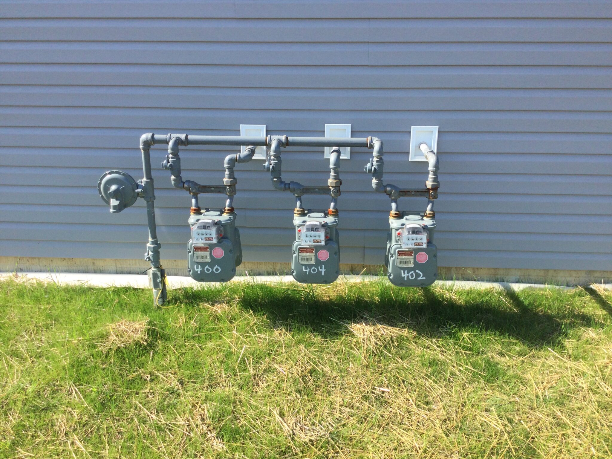 How to Fit a Vertical Plumbing Pipe - Icon Home Inspectors