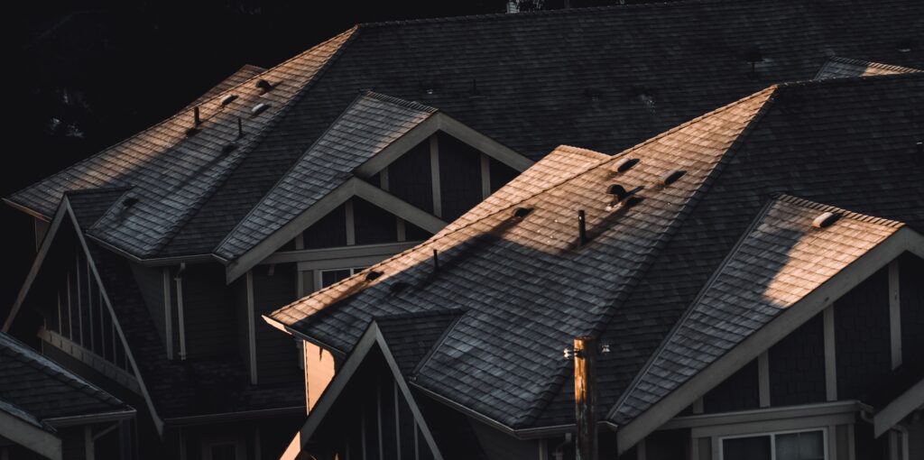 how much does it cost to replace roof